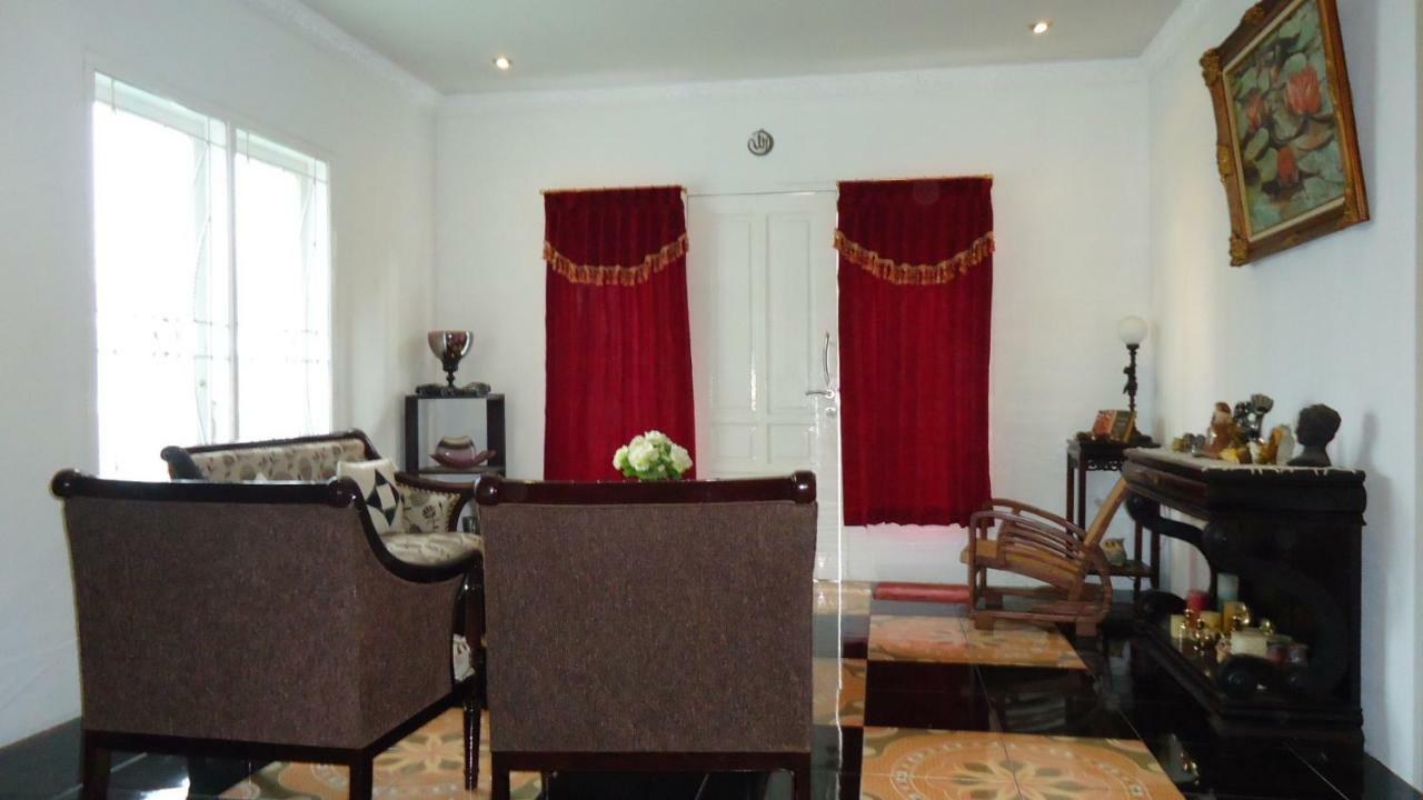 Villa Cipanas Cianjur Exterior foto